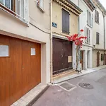 Apartment Rue De La Pompe By Interhome